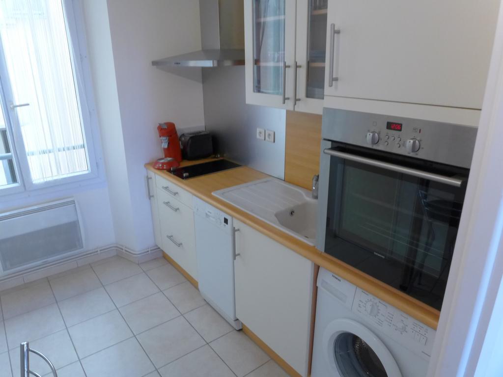 1 Bedroom Etats Unis-croisette 50 Meters From The Croisette 250 Appartement Cannes